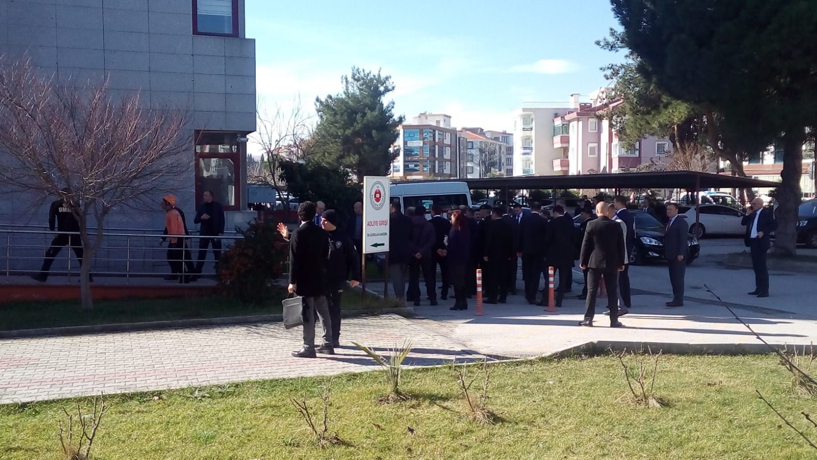 Aydın Haberleri: Aydında yağmur ve şiddetli rüzgar mesaisi 96